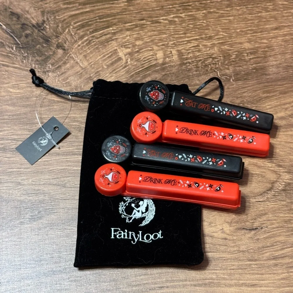 Alice In Wonderland Bag Clips | Fairyloot